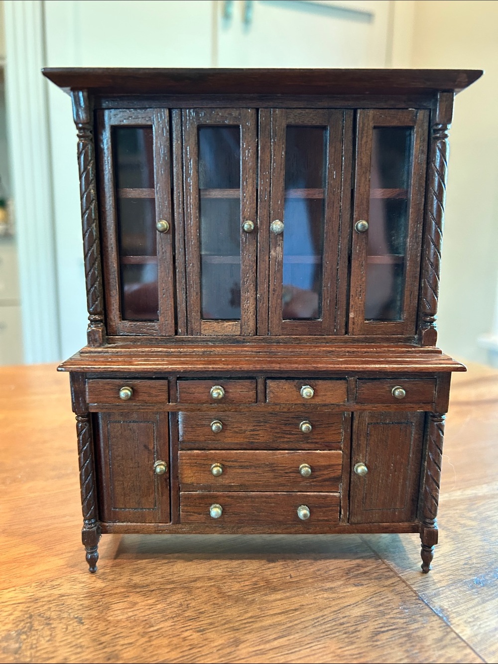Vtg George Spencer “Reminiscence” China Cabinet, Dollhouse Furniture